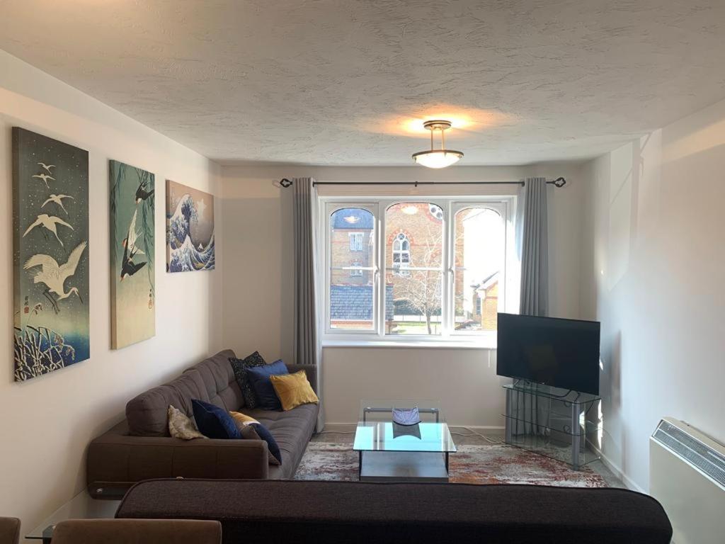 شقة Watford Gemini - Eton 1 - Nr Watford Junction, M1 ,M25 المظهر الخارجي الصورة