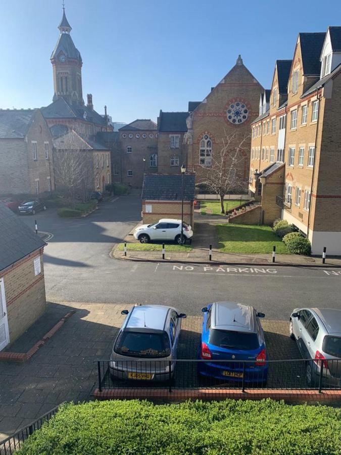شقة Watford Gemini - Eton 1 - Nr Watford Junction, M1 ,M25 المظهر الخارجي الصورة